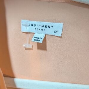 Equipment Femme Bright Peach Blouse. Like New. Sz S